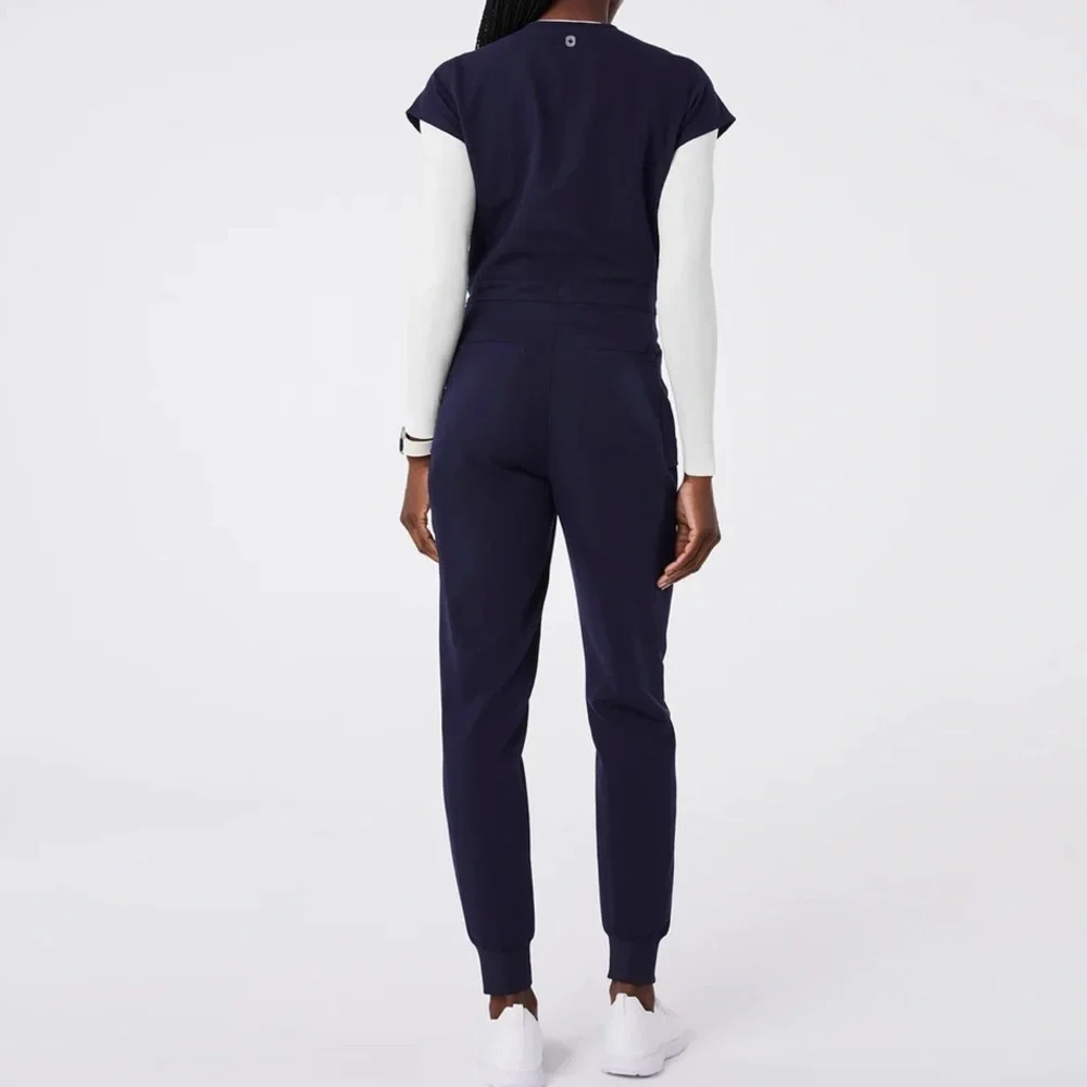 Figs Ultra Scrub limited edition  Navy Jane V-Neck
- Jogger ScrubjumpsuitT™ New - Picture 5 of 8